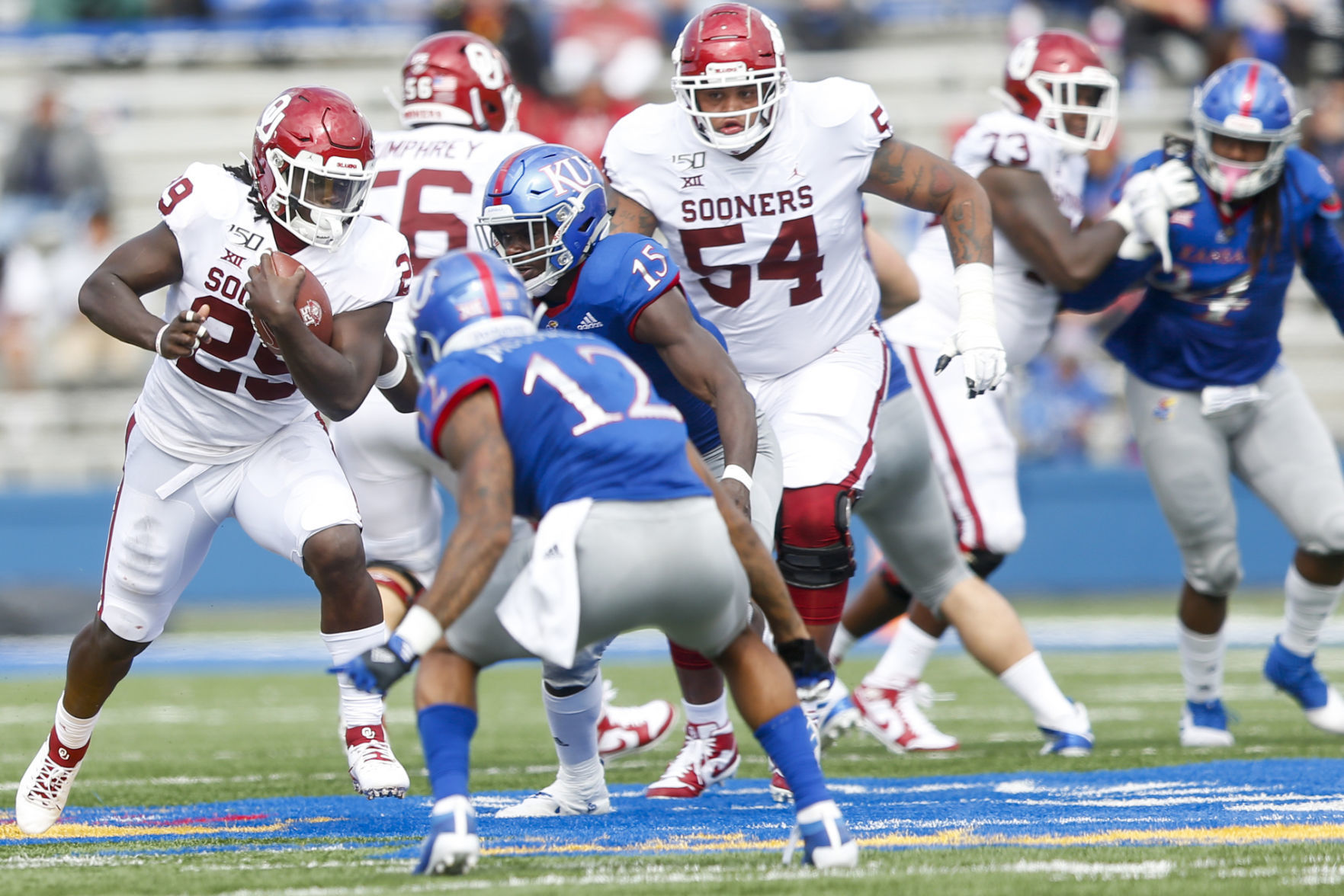 Oklahoma Sooners vs Kansas Jayhawks